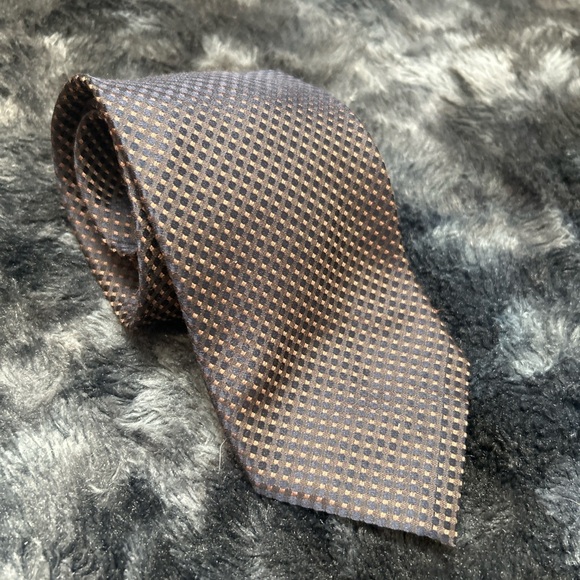 Armani Collezioni Dark Brown Patterned Tie - Picture 2 of 3